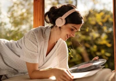 Chill Indie Albums to Listen To The Ultimate Cozy Playlist Guide
