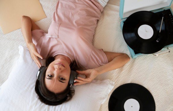 Relaxing Alternative Albums The Best Records for Calm, Low-Key Listening