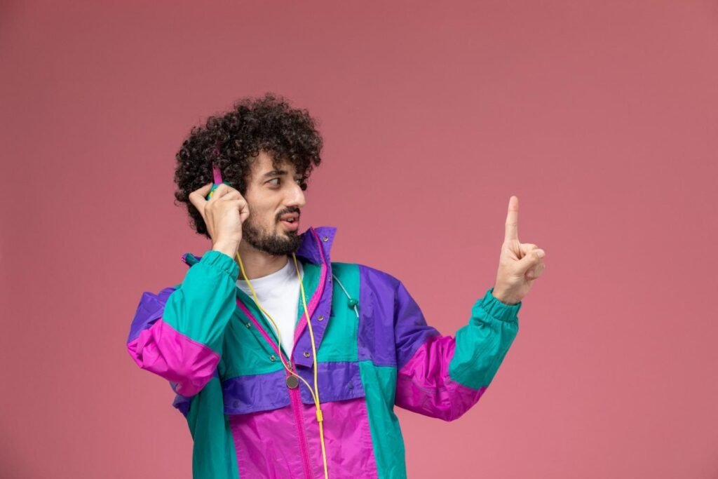 Trending Indie Artists You Need to Listen to Right Now